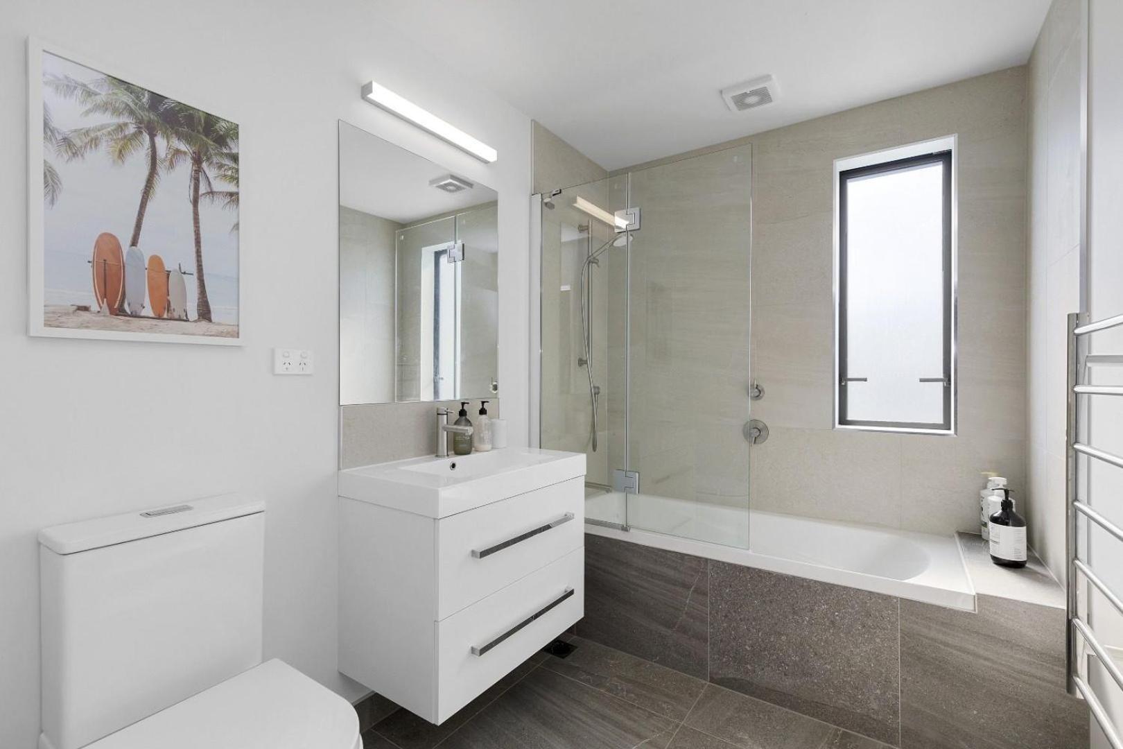 Whitby Townhouse Villa Porirua Dış mekan fotoğraf