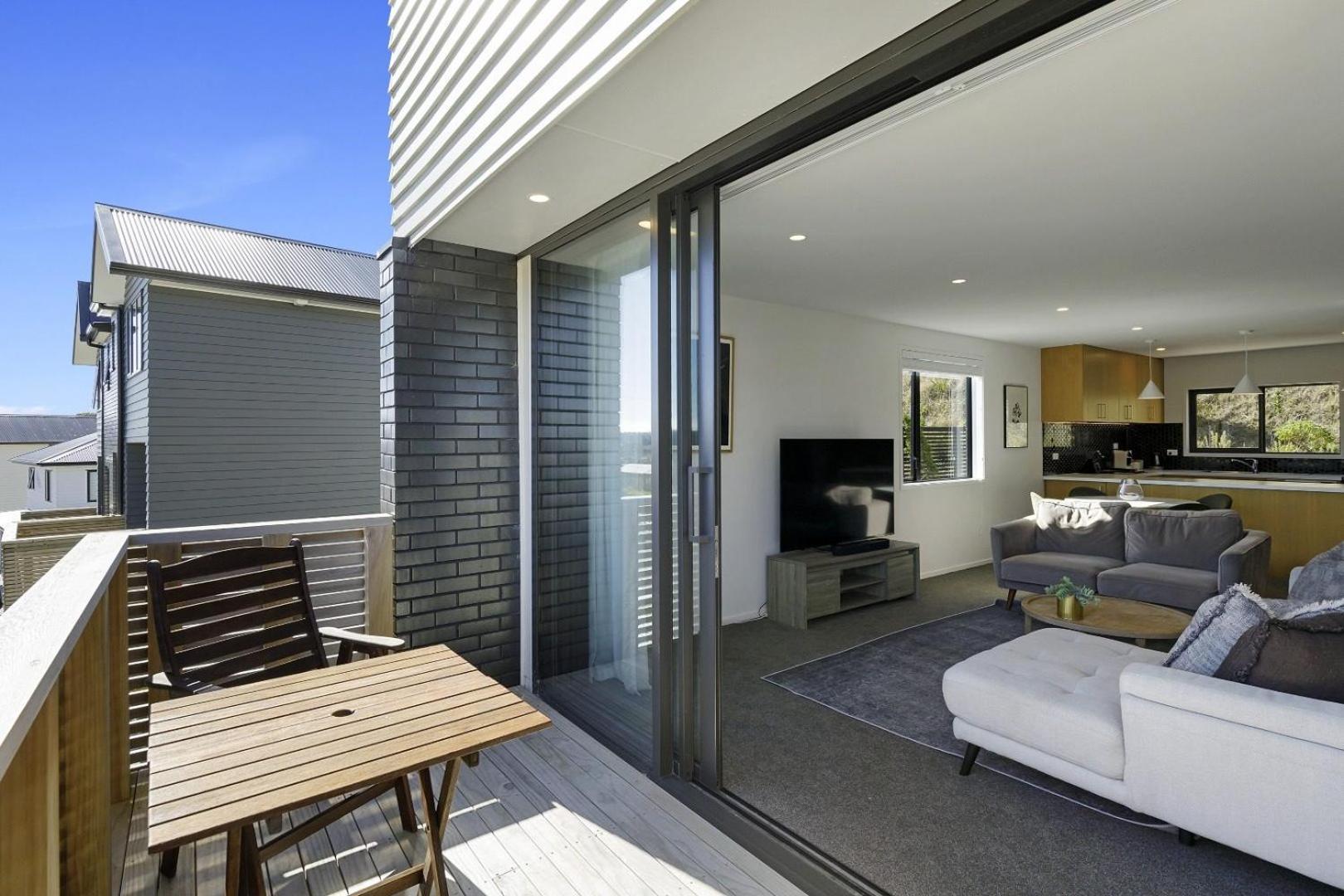 Whitby Townhouse Villa Porirua Dış mekan fotoğraf
